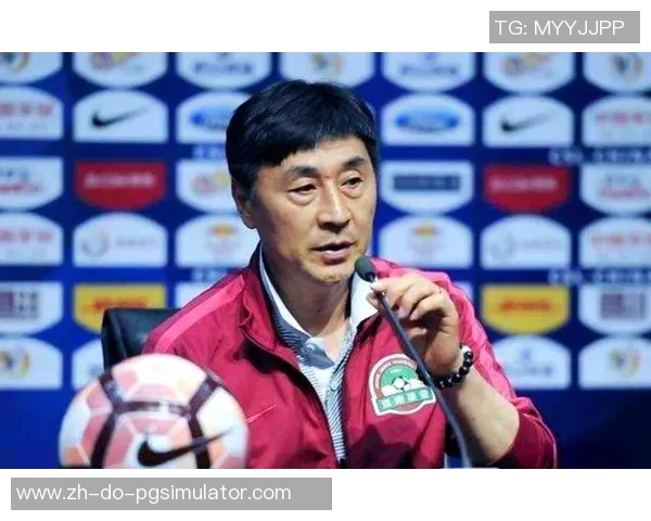 八十年代中国足球传奇球星回顾与辉煌瞬间分析